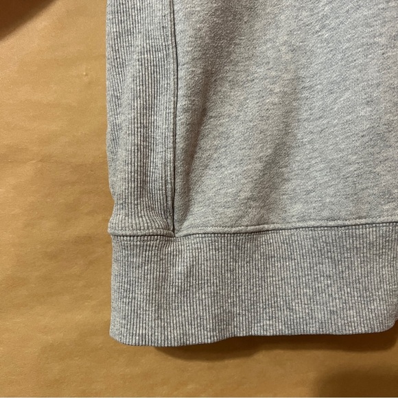 Aritzia | Tna Cozy Sweatfleece Boyfriend Crew Sweatshirt Pullover Grey Size M - Picture 8 of 11
